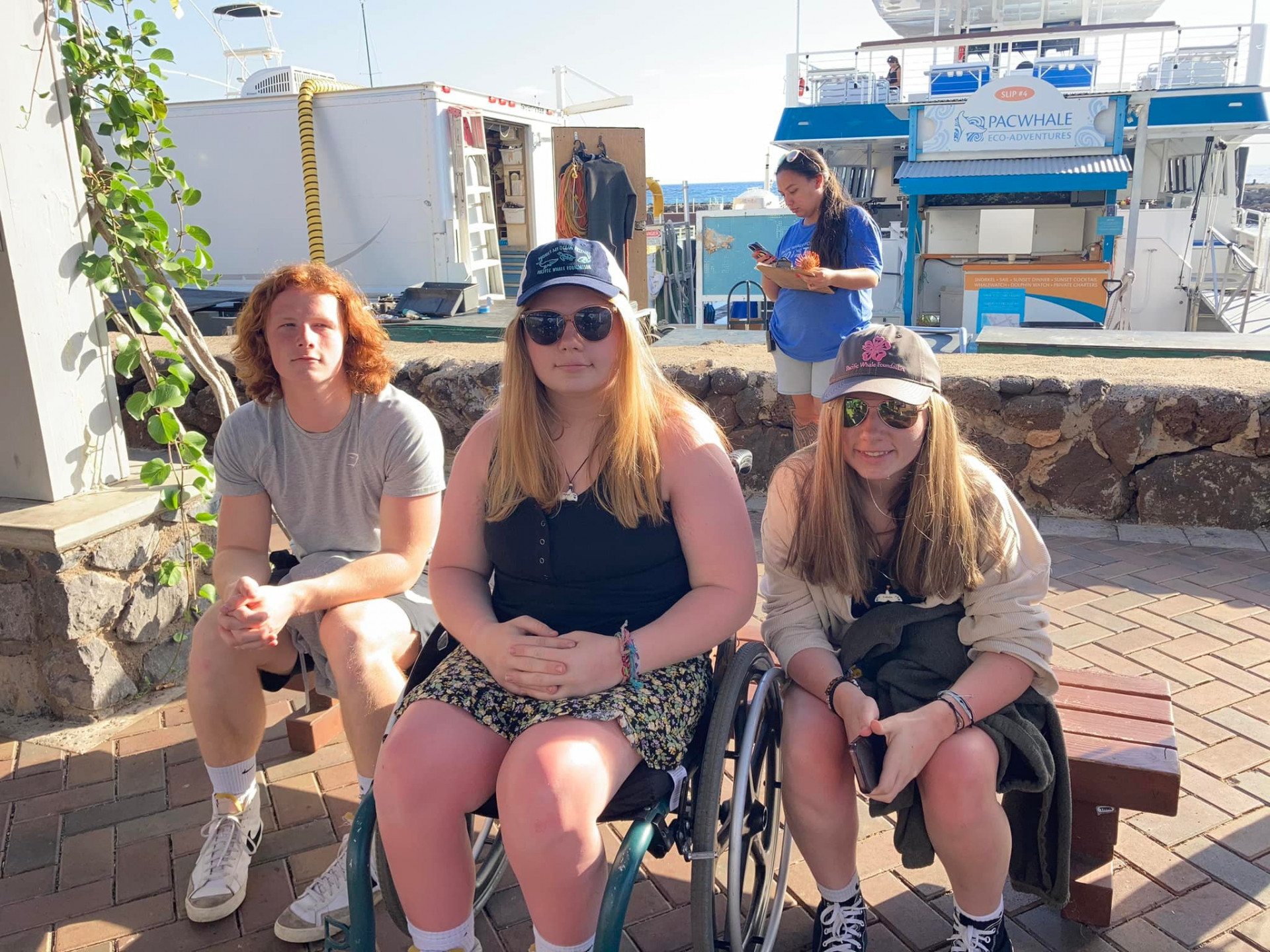 Isabel and sibs at Pacific Whale