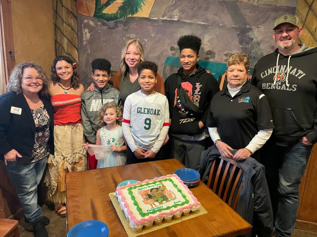 Elise and Family and Wish Granters with Cake