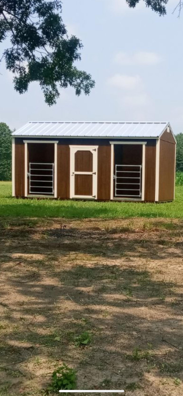 Barn Joseph Johnson