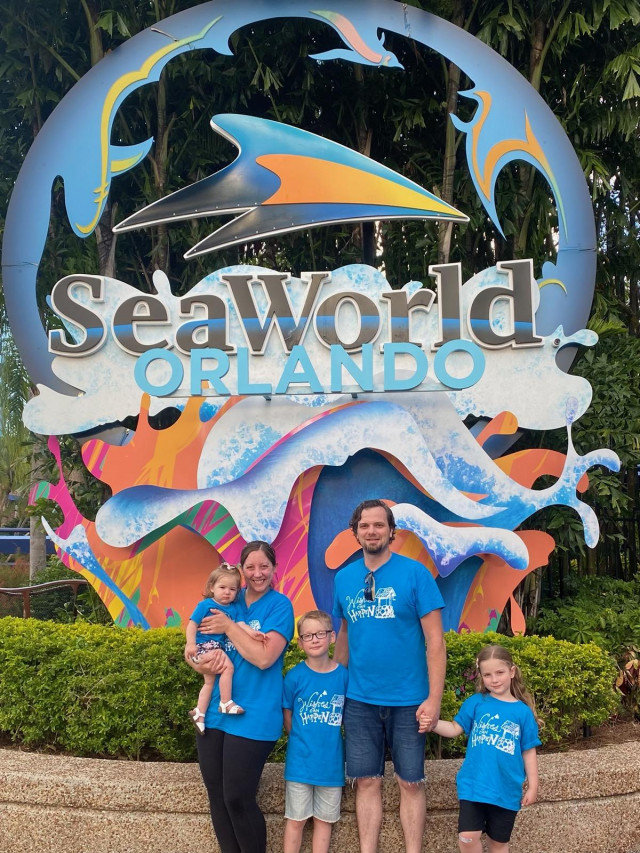 Colton Fam at Sea World